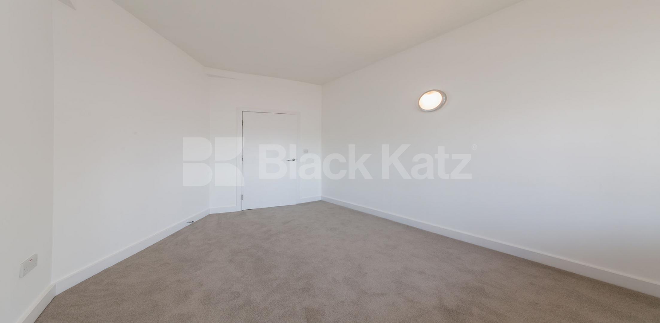 			NEW REBURBISHMENT, 3 Bedroom, 1 bath, 1 reception Apartment			 SPRINGFIELD HOUSE LOFTS-TYSSEN STREET, DALSTON E8